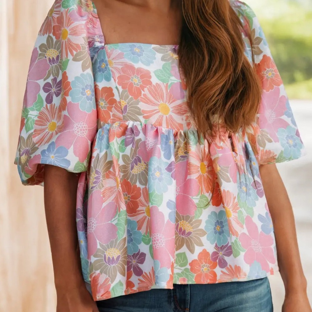 🩵 BOUTIQUE BRAND Floral Multicolor Puff Sleeved Babydoll Top